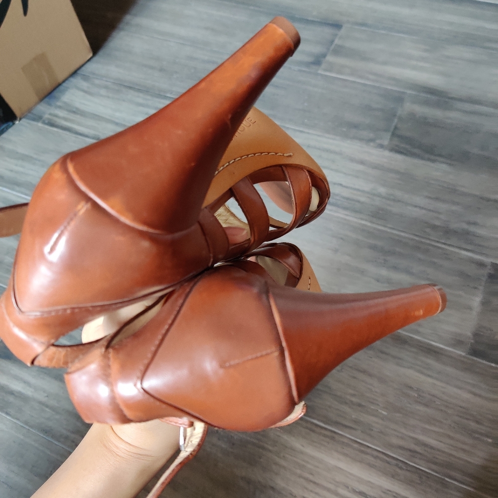Heels - Picture 3 of 5